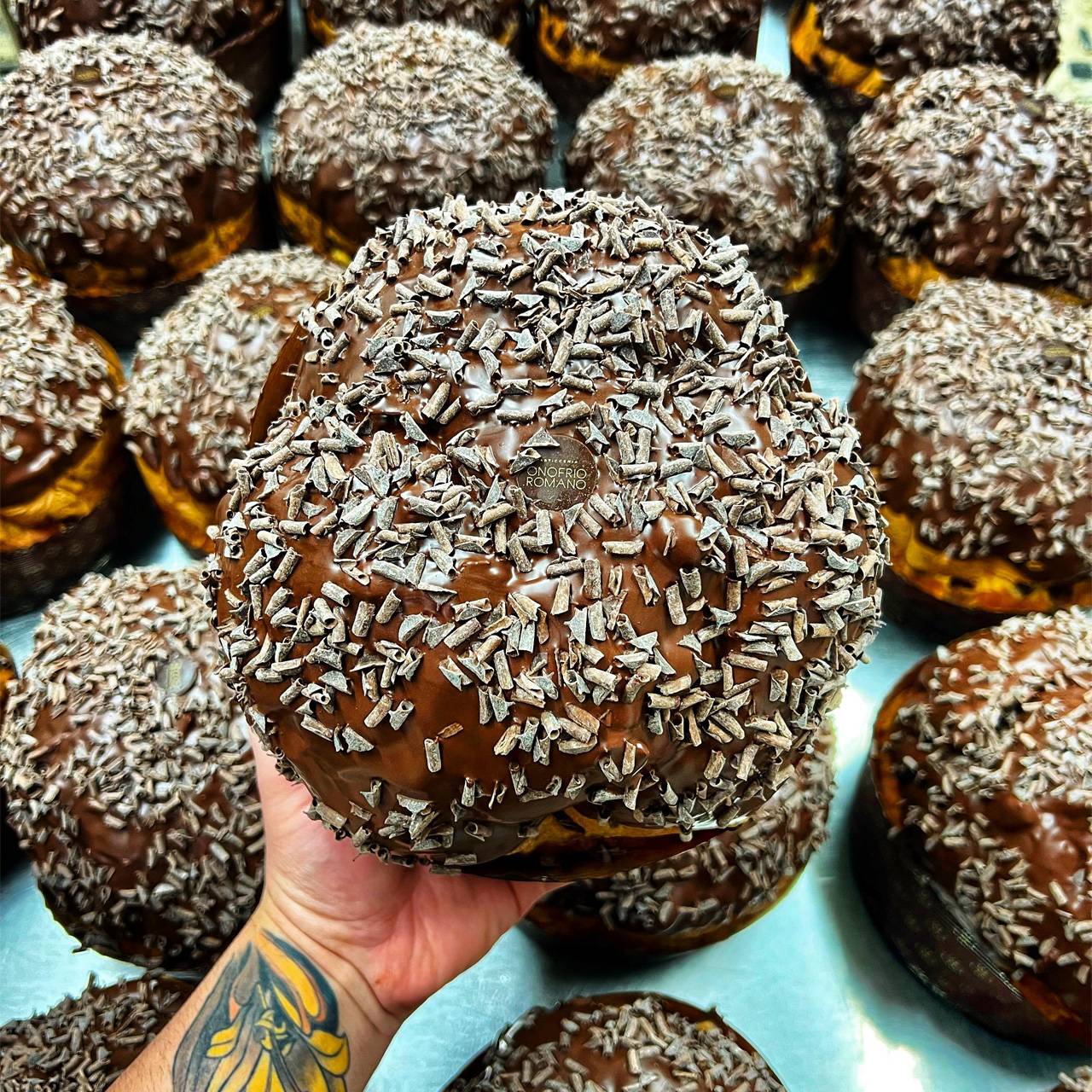 PANETTONE CIOCCOLATO - con cioccolato puro e scagliette di cioccolato