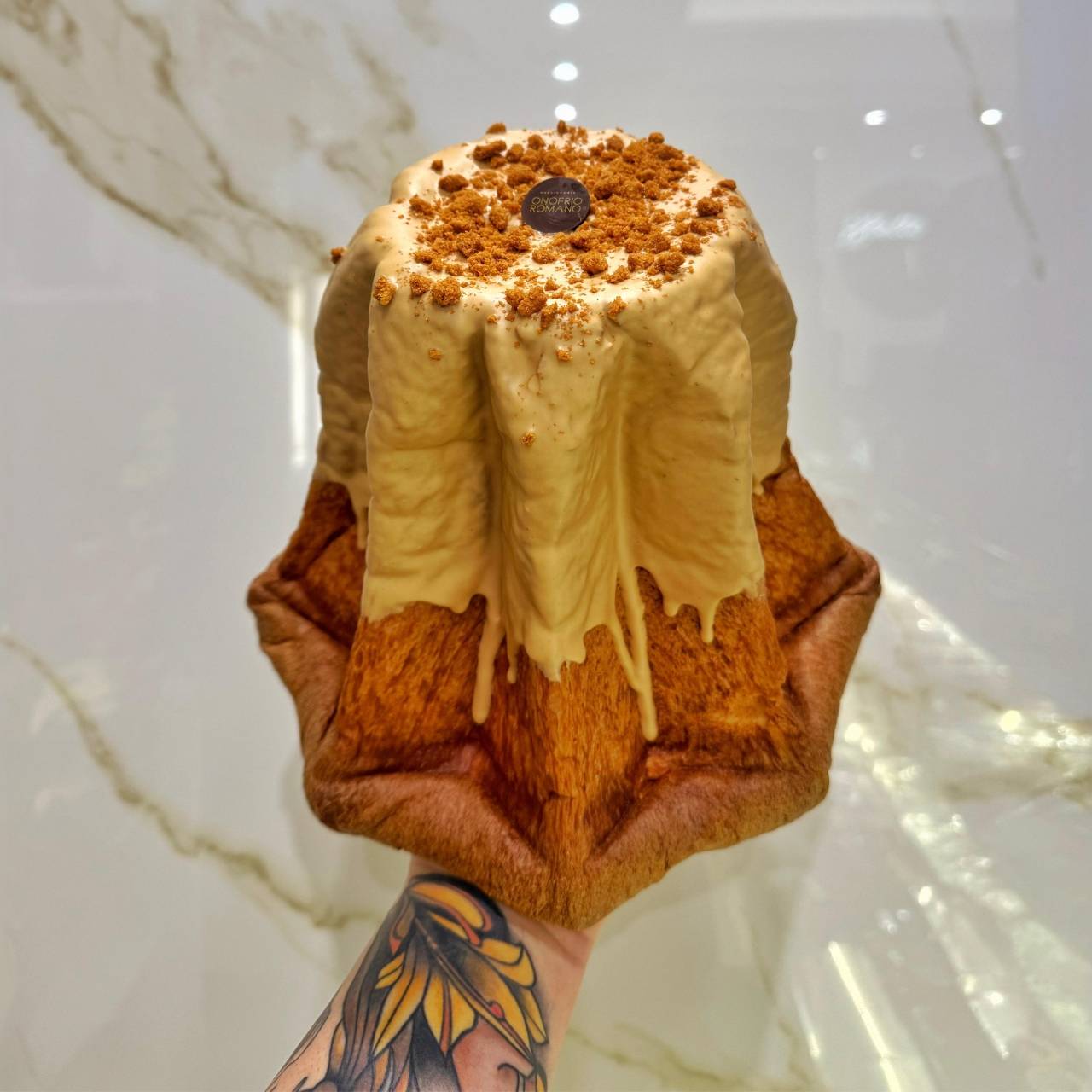 PANDORO LOTUS